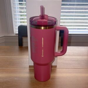 2024 Starbucks x Stanley Cup 40oz Tumbler Berry Pink Glitter Holiday NIB